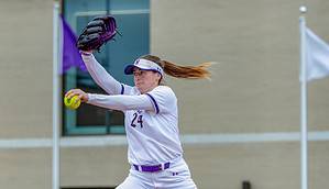 Danielle Williams pitching